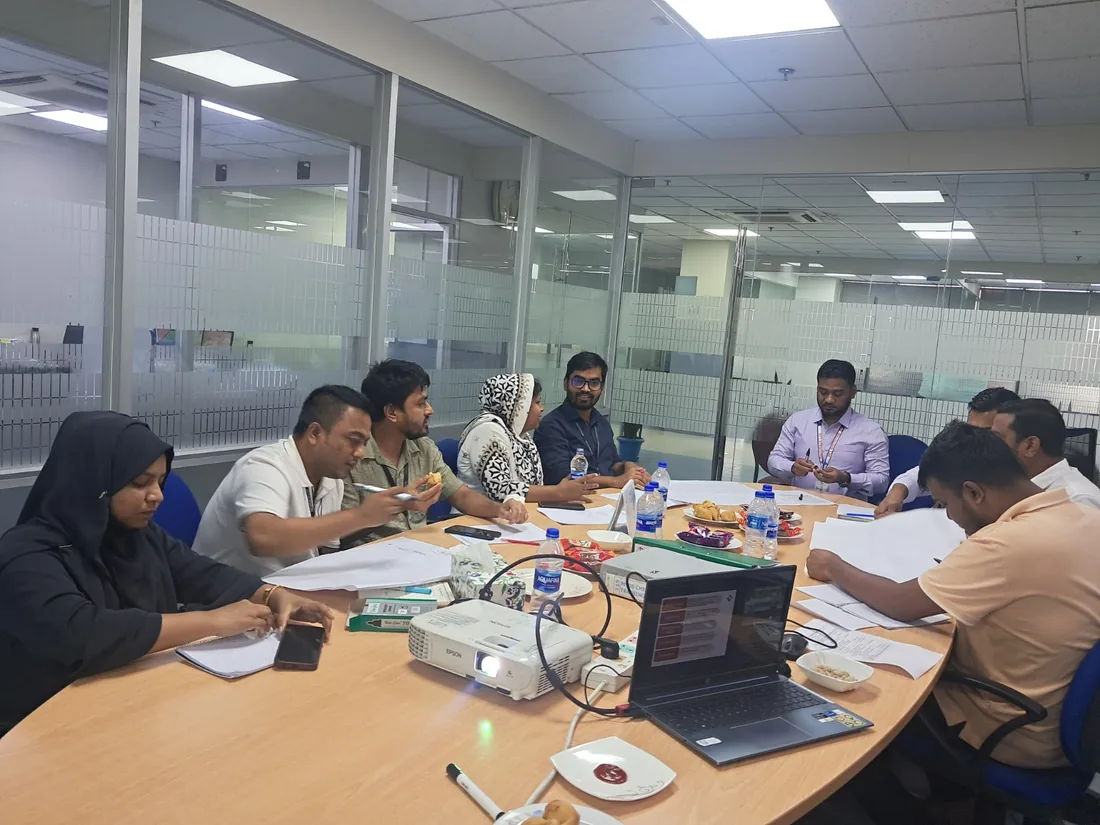 HR and supervisor psychosocial training session at a Bangladesh garment factory